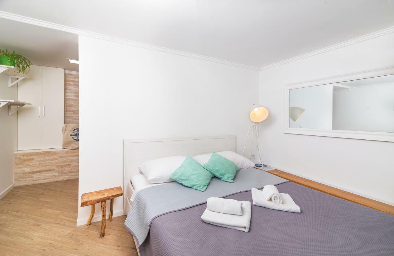 Villa Solymar Posedarje Esterno foto